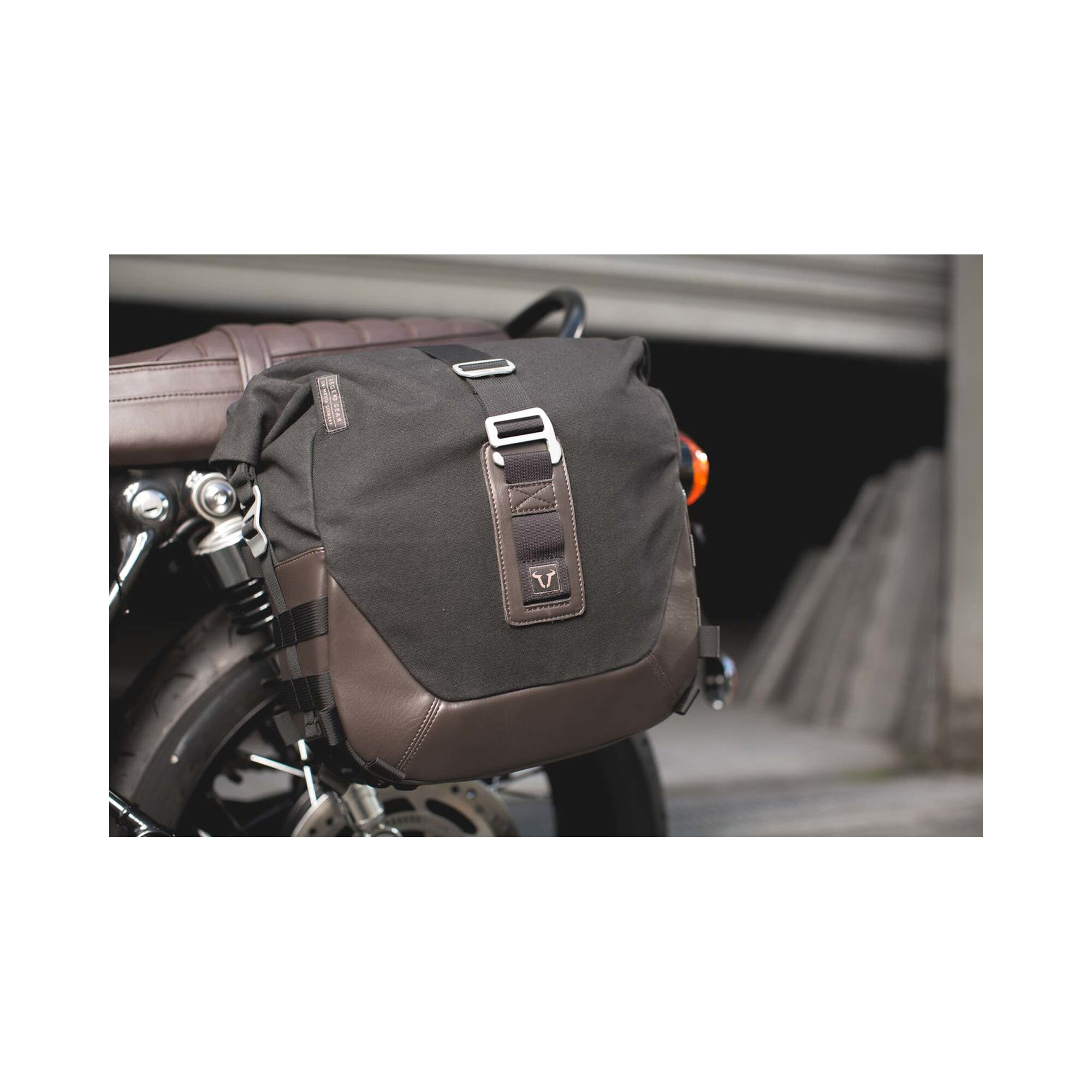 SW-Motech Bagagerek Legend Gear SLC LC1/LC2 Triumph Bonneville T120 15- Rechts