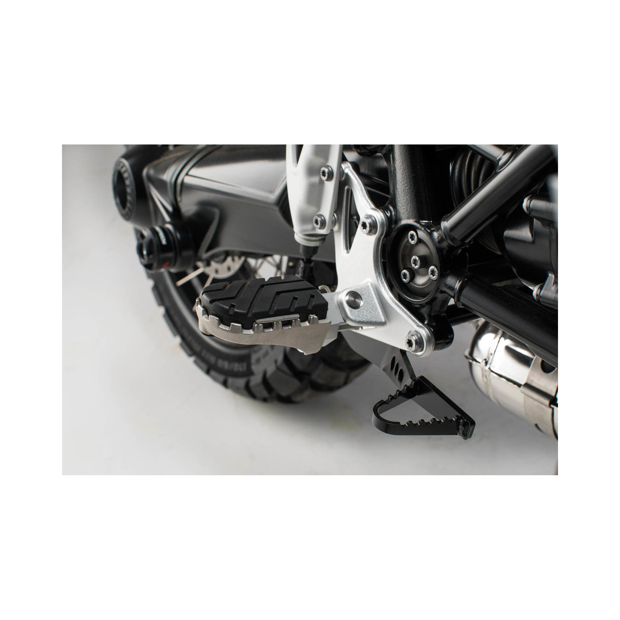SW-Motech Voetsteunen ION BMW R NineT Scrambler 16-