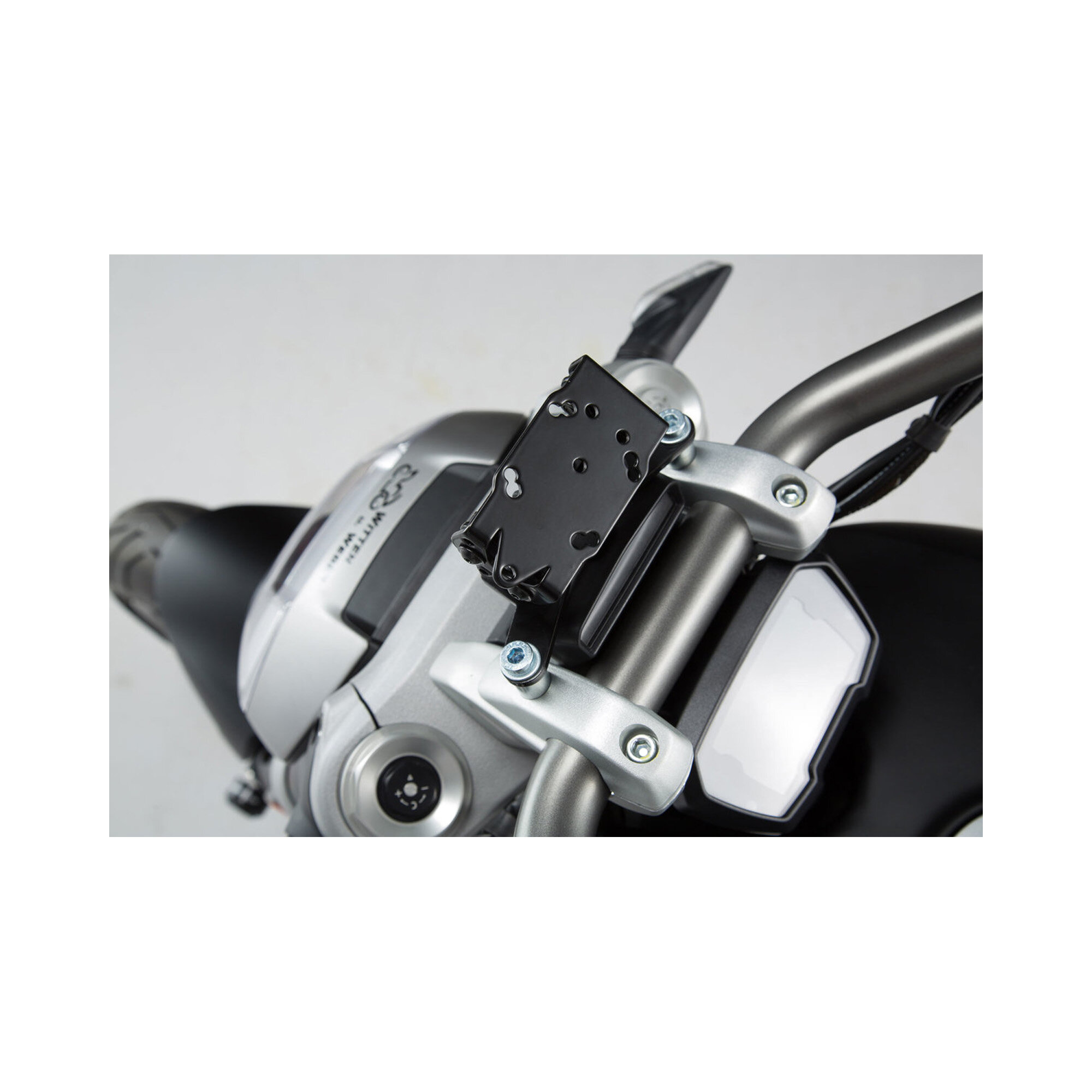 SW-Motech Bevestigingsset GPS Ducati Xdiavel/S 16-