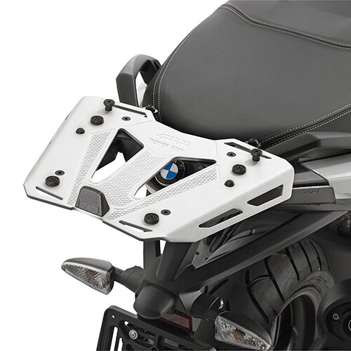 SR5121-SPECIFIC REAR RACK