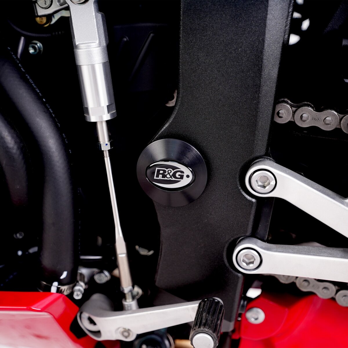 FI0024BK FRAME PLUG