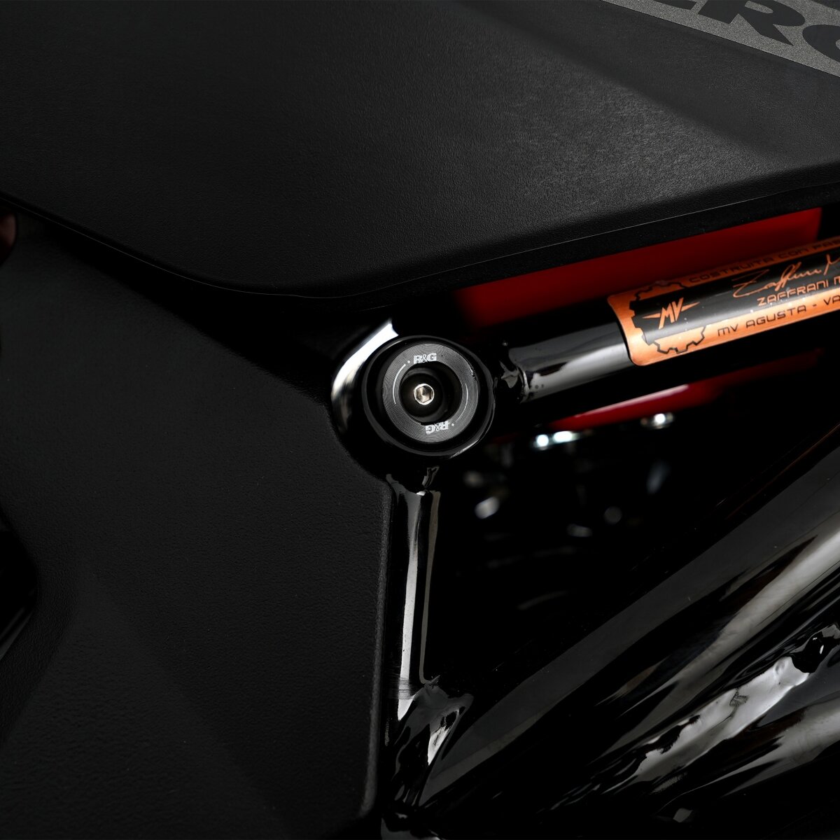 FI0078BK FRAME PLUG