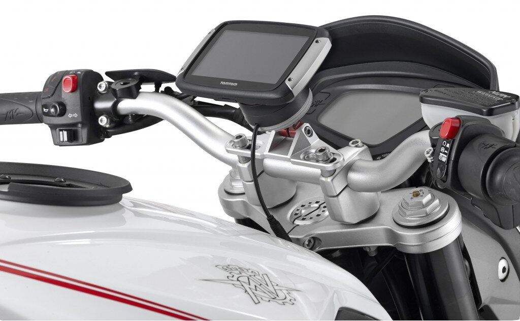 STTR40SM-UNIVERSAL HOLDER TOMTOM