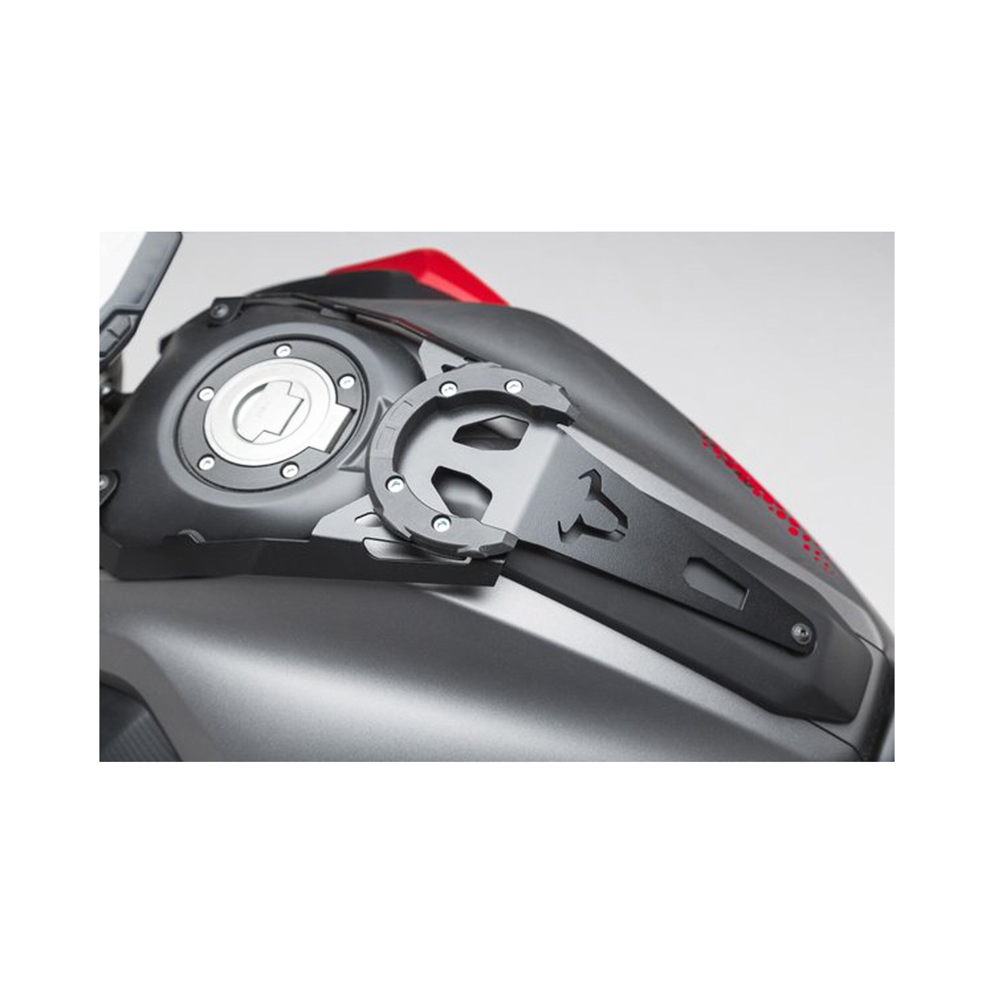 SW-Motech Adapters set Tankring Quick-Lock EVO Yamaha MT-07/FZ-07 14-