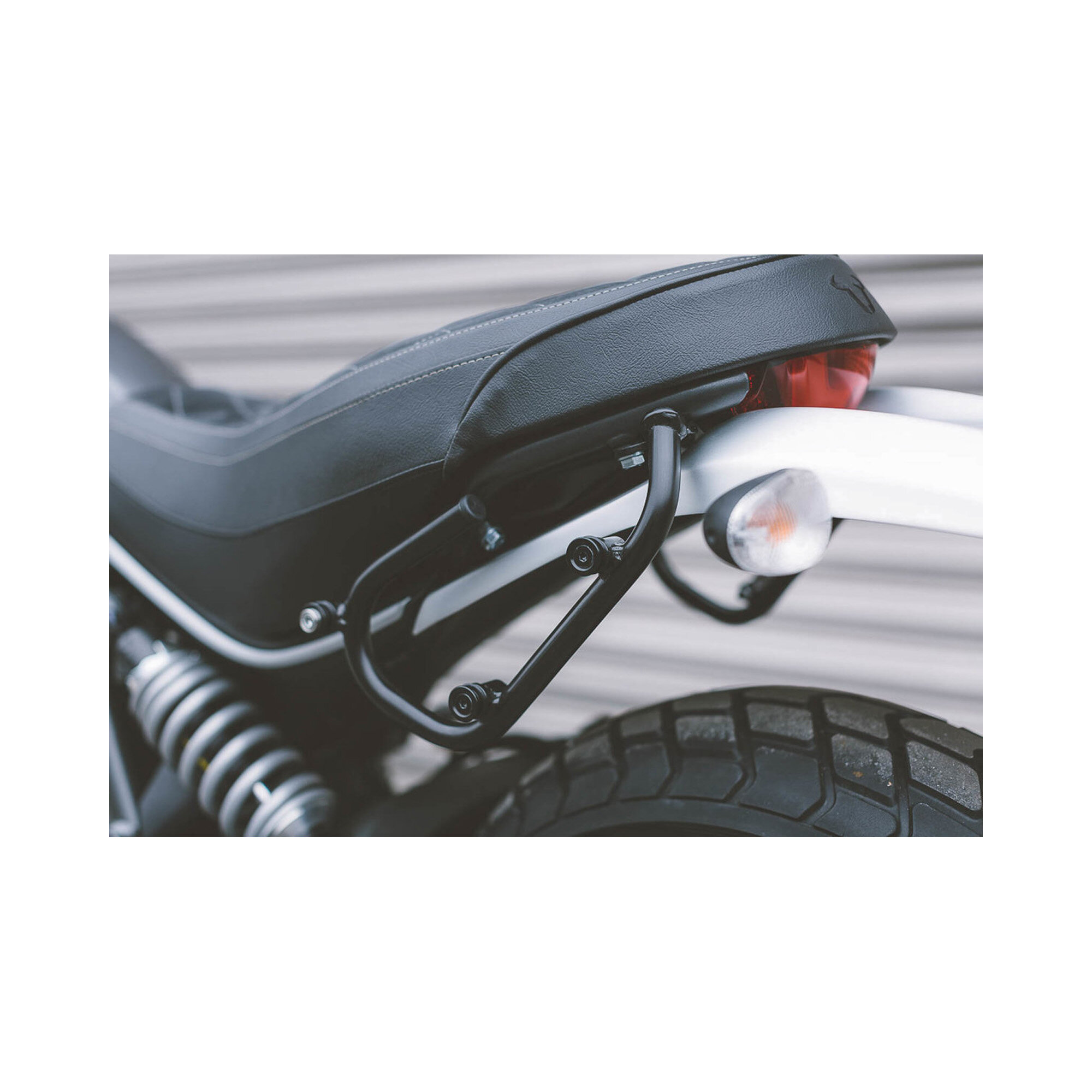 SW-Motech Bagagerek Legend Gear SLC LC1/LC2 Ducati Scrambler 15- Links