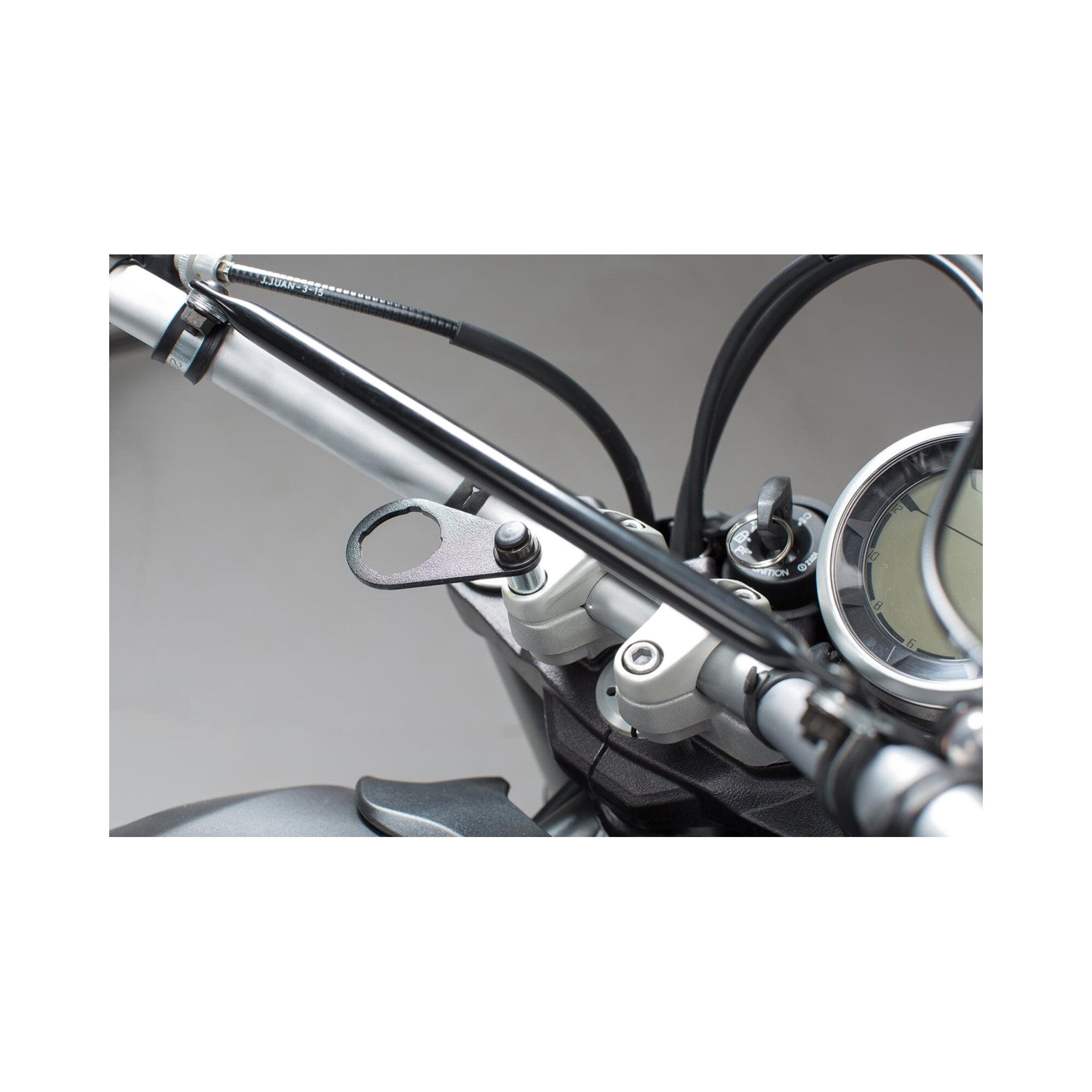 SW-Motech Bevestigingsset universeel voor 12v Kabel met Plug
