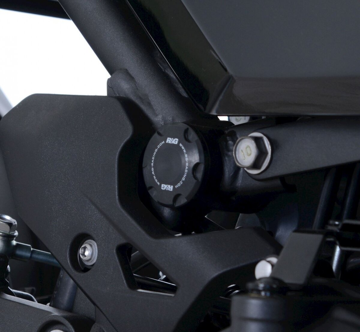 FI0141BK FRAME PLUG