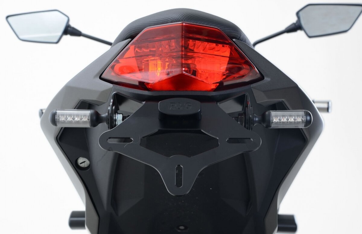 LP0130BK Kentekenplaathouder Ninja300