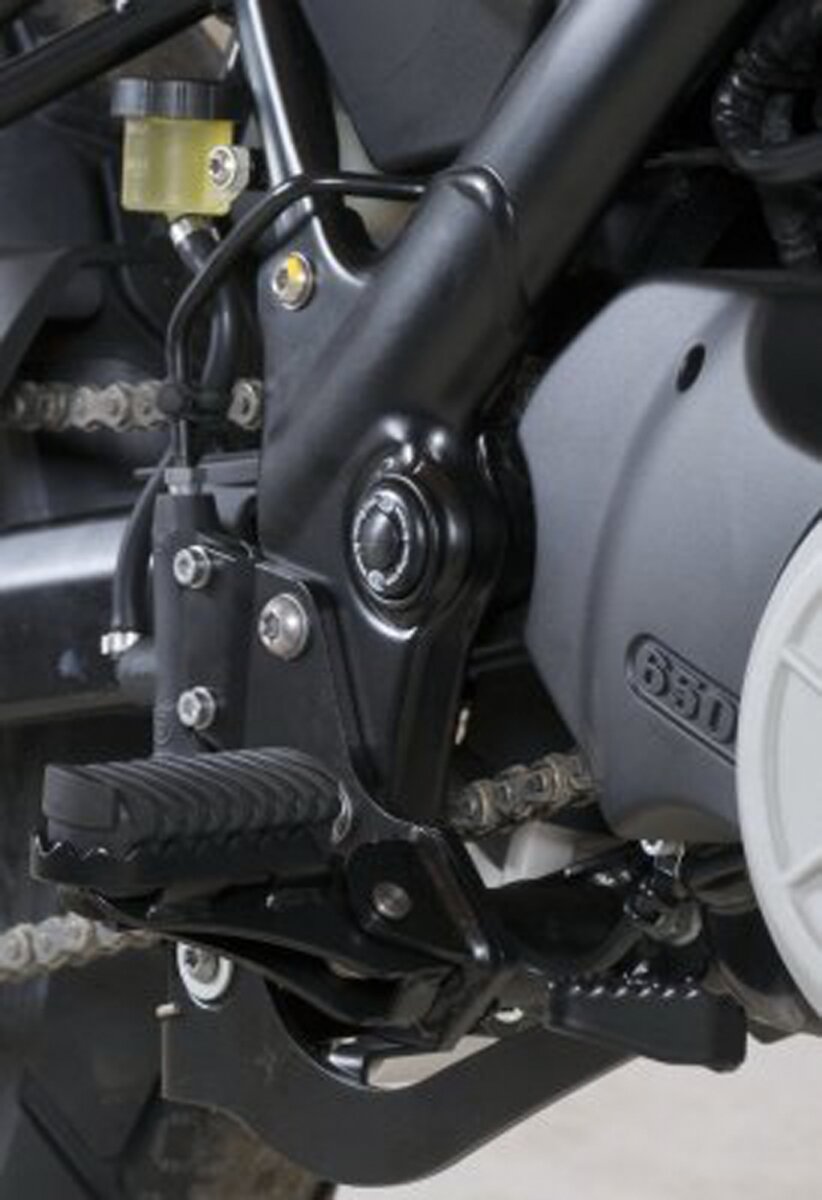 FI0047BK FRAME PLUG